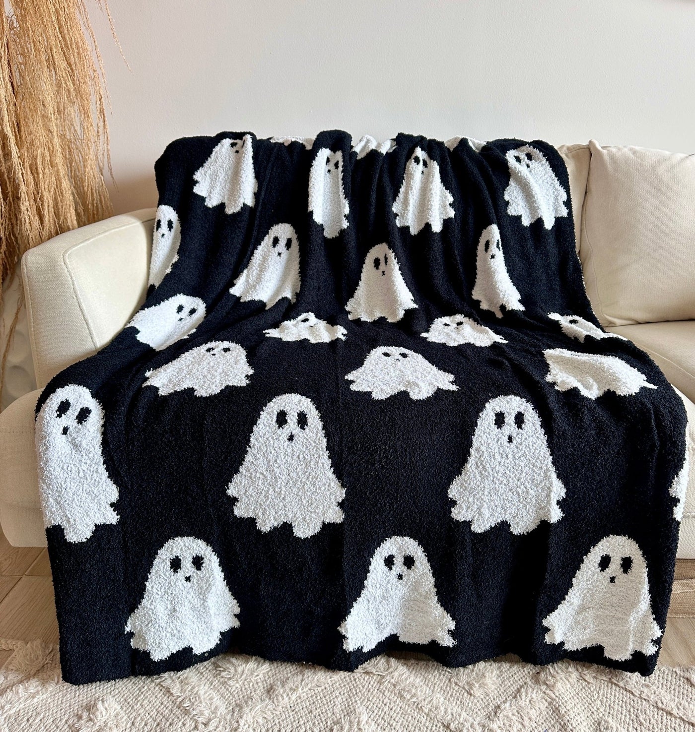 Spooky Ghost Throw Blanket - Sweet Water Decor - Blankets