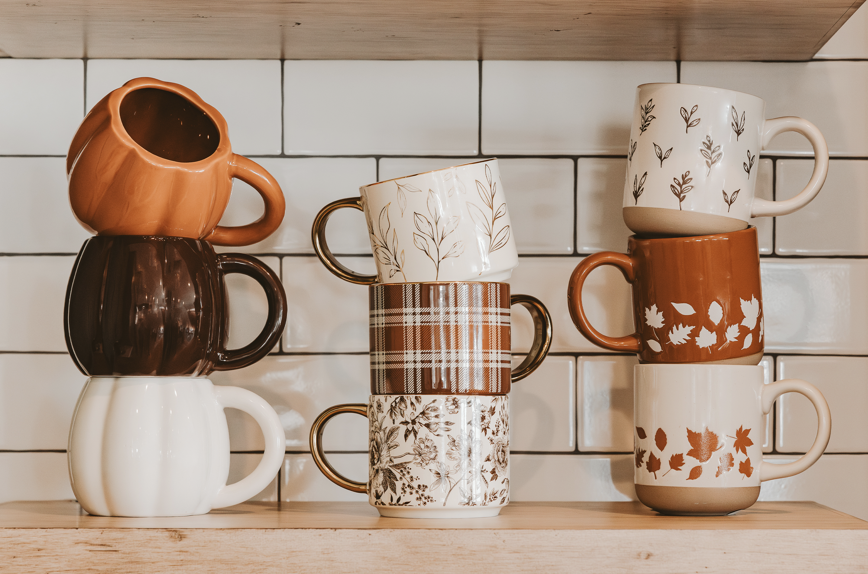 SEASONAL <i>sips</i>