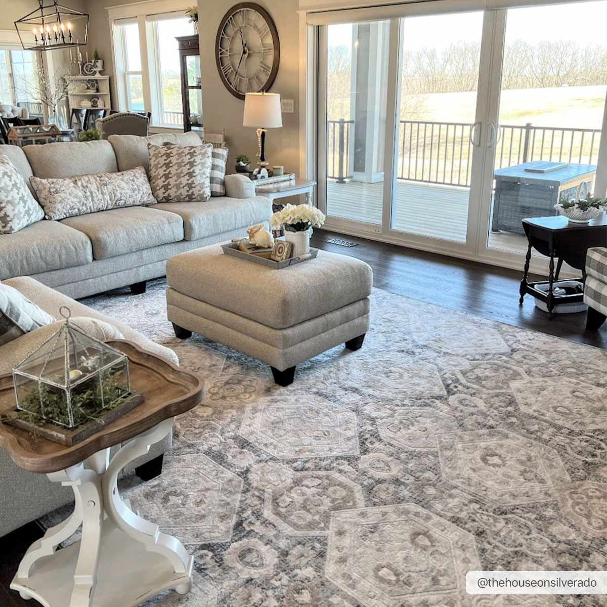 Minoa Area Rug - Sweet Water Decor - Rugs
