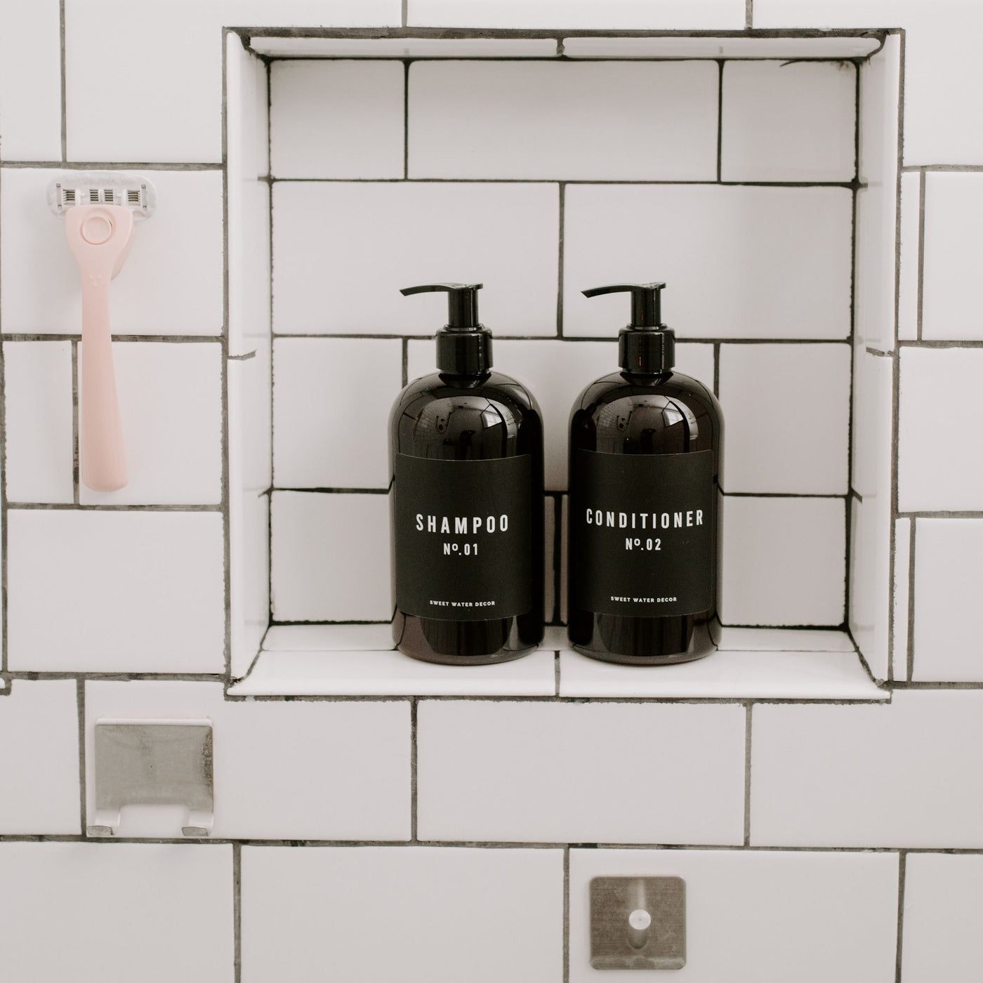 16oz Amber Plastic Bath + Shower Dispenser Set of 2 - Black Label