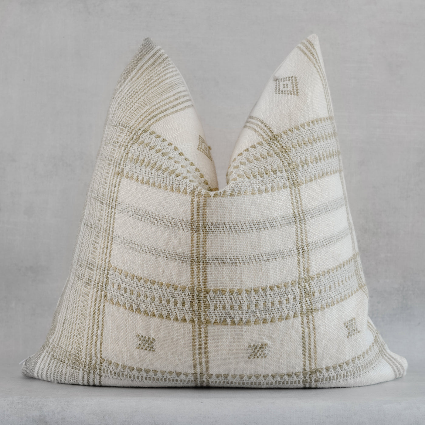 KOFI - Indian Wool Throw Pillow Cover