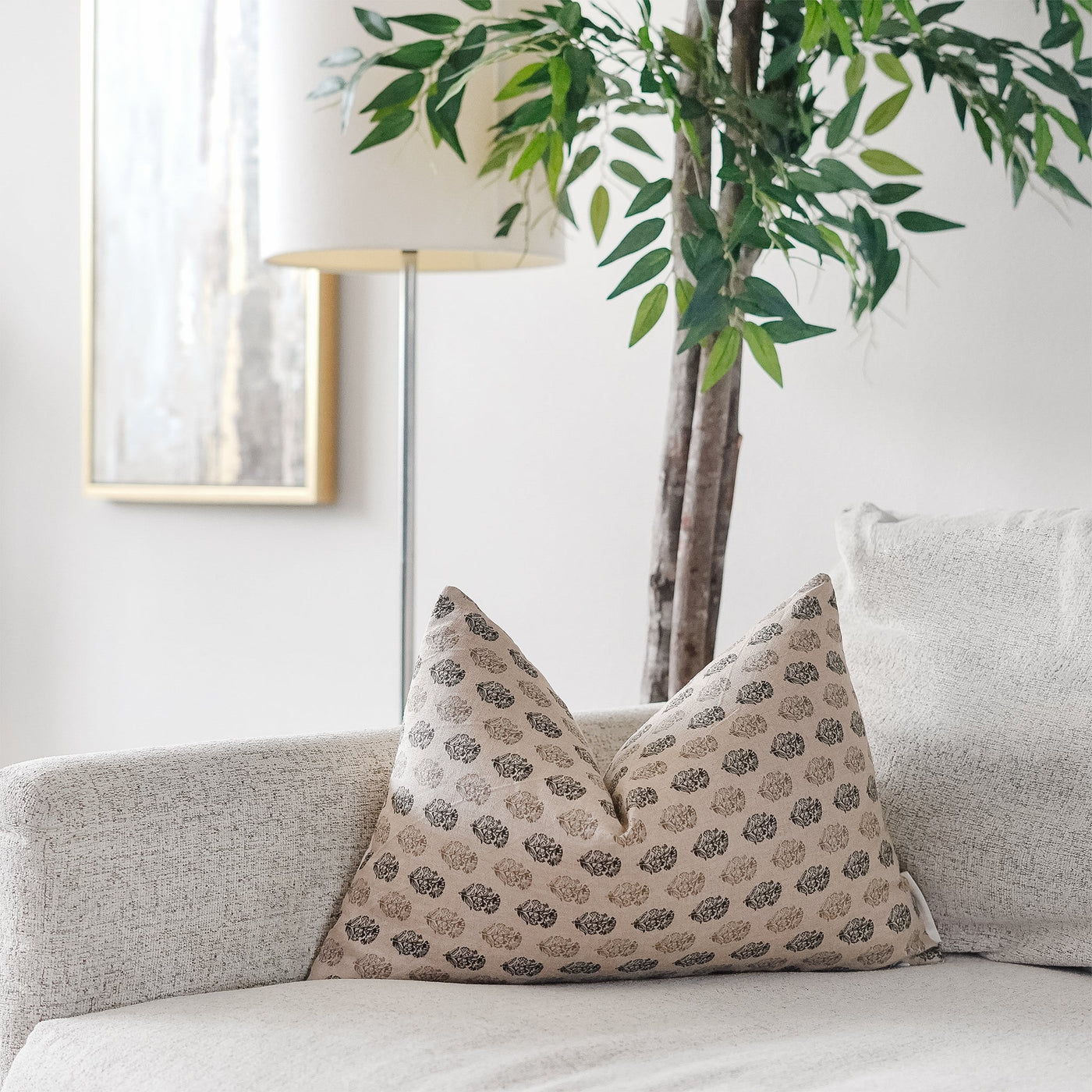 AKINDAYO- Indian Hand Block Linen Lumbar Pillow Cover