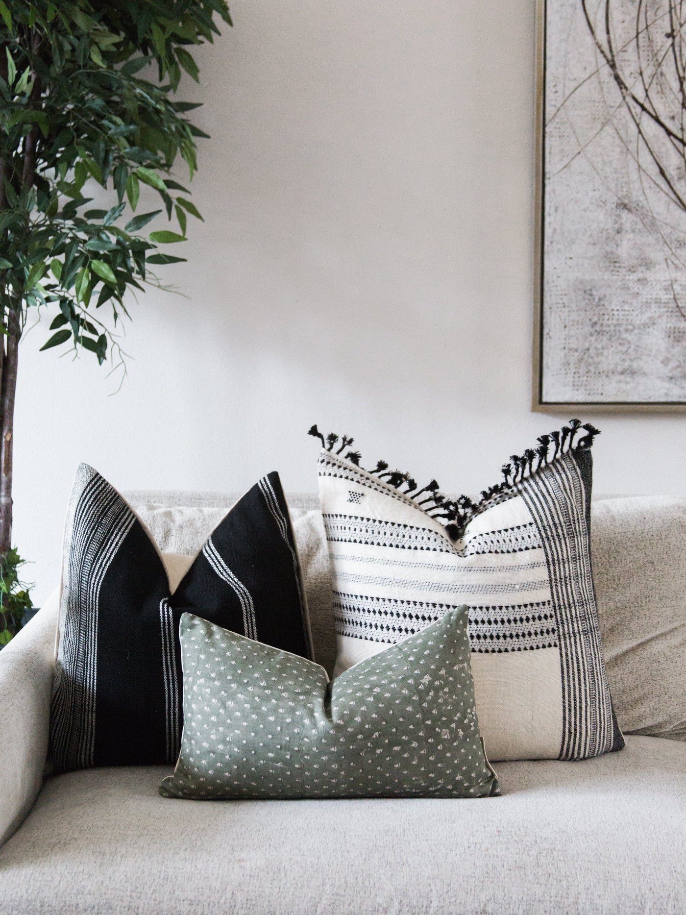 MUREWA- Vintage Indian Wool Pillow Cover